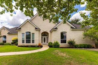 1107 Running Buck Ln Fredericksburg TX
