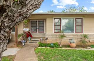 611 N Pine St Fredericksburg TX